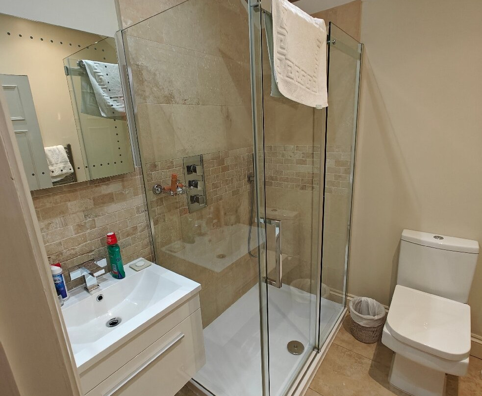 The Buccleuch & Queensberry Arms Hotel主图