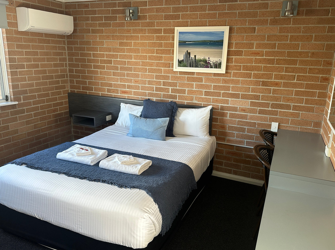 谢尔哈伯酒店住宿-The Oaks Hotel Motel