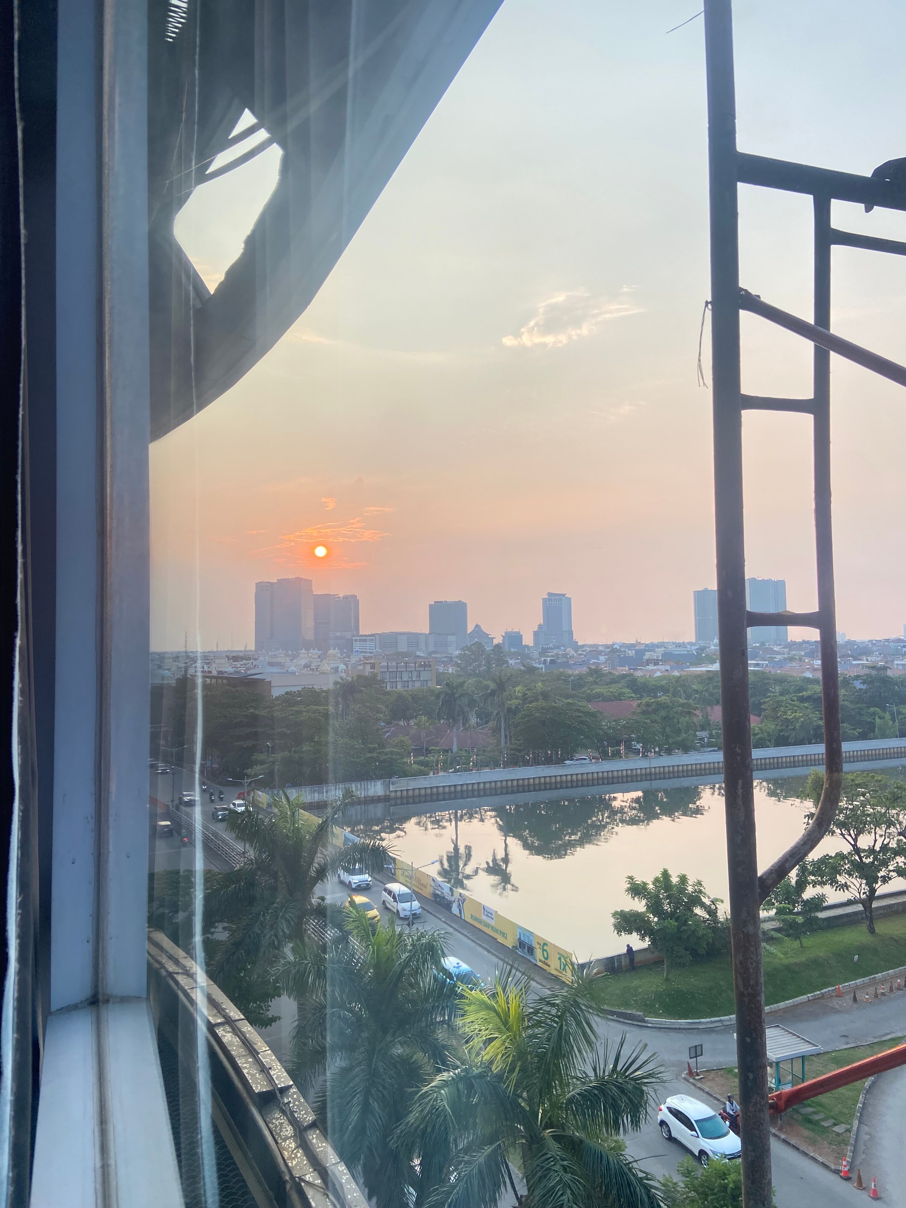 Ozone Hotel-官方