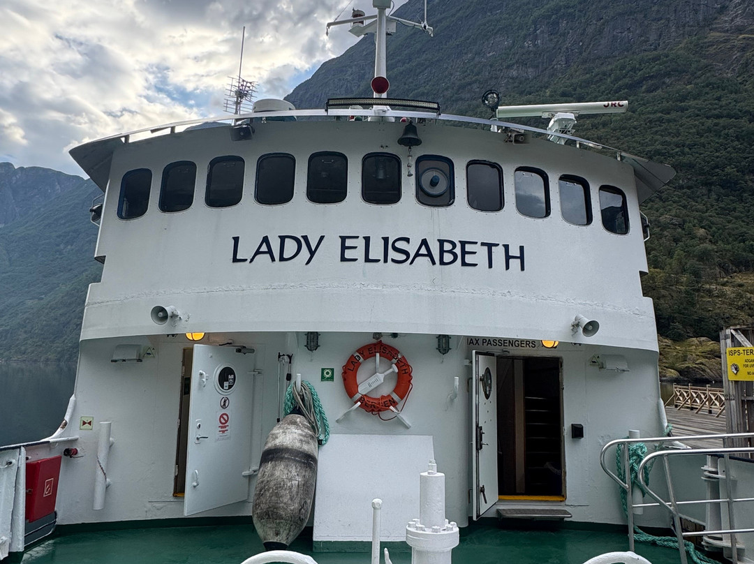 Lustrabaatane-Solvorn必去景点