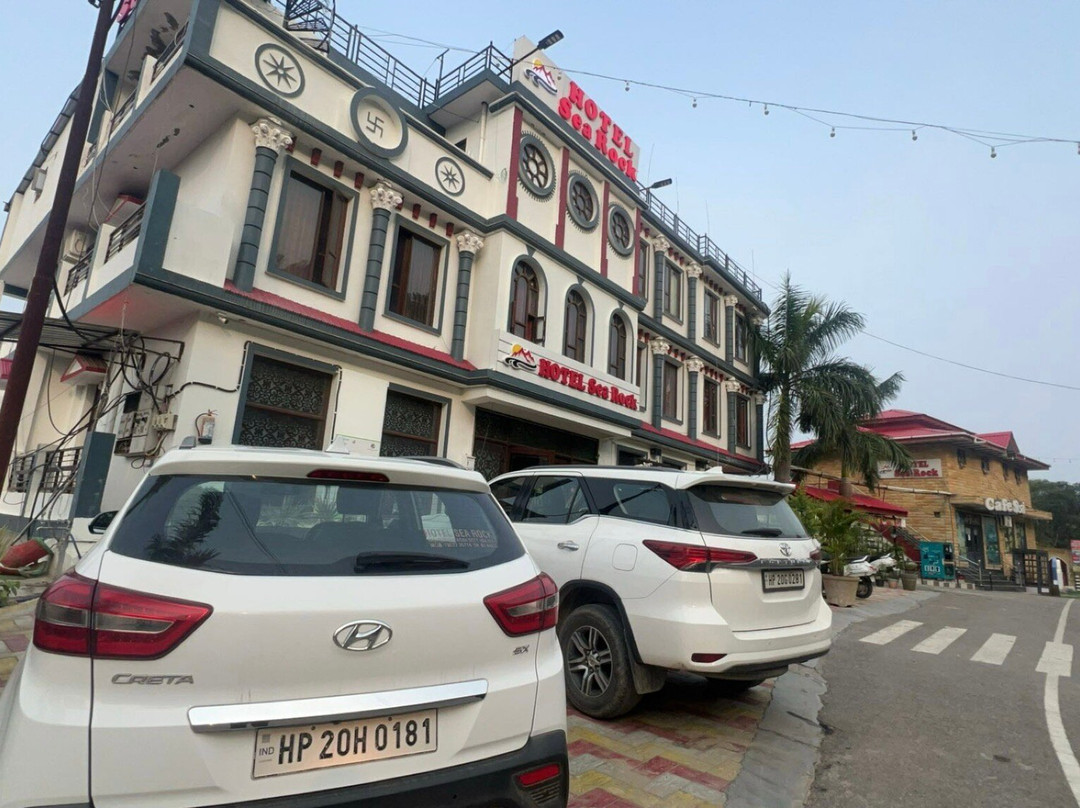 Hotel Sea Rock主图