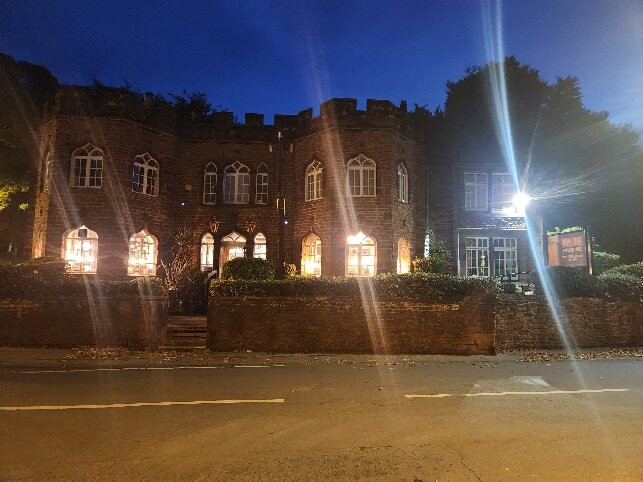 Childwall Abbey Liverpool by Marston's Inn主图