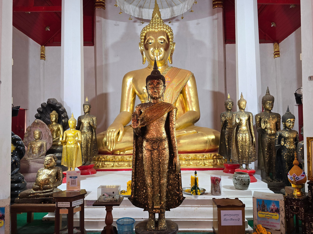 Wat Phra Si Rattana Mahathat-素攀武里必去景点