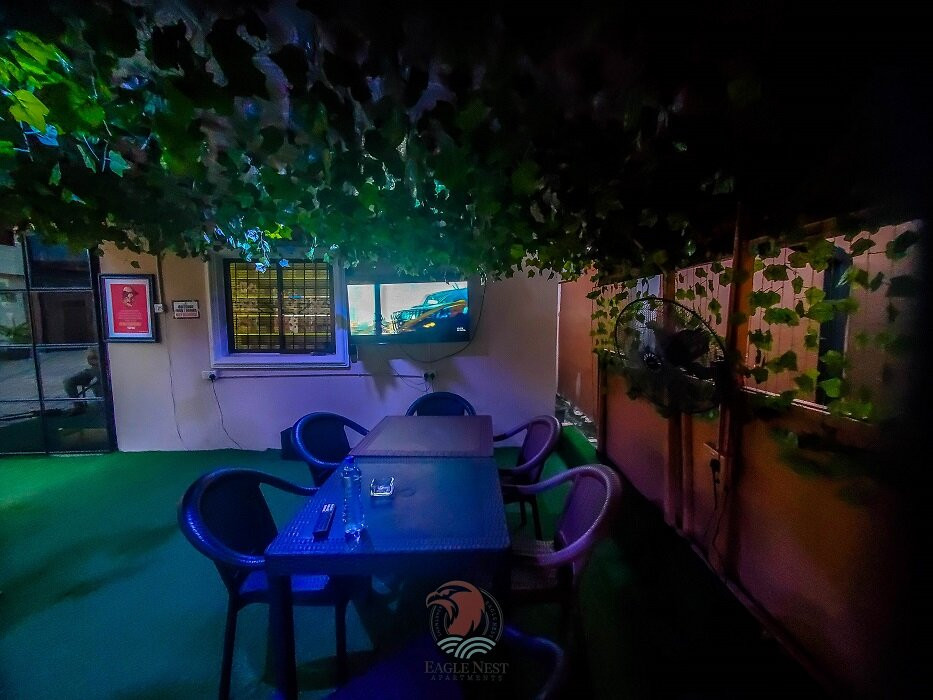Eagle Nest Apartment