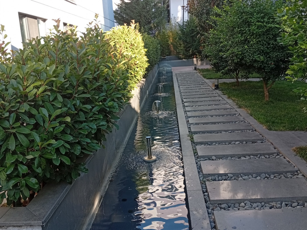 Green Hills Suites主图