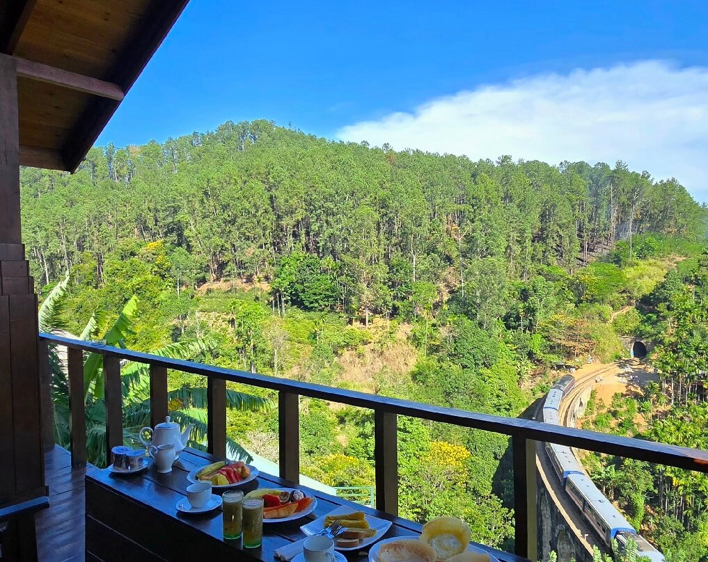 Rent A Tour Guide In Sri Lanka-卡图纳耶克必去景点