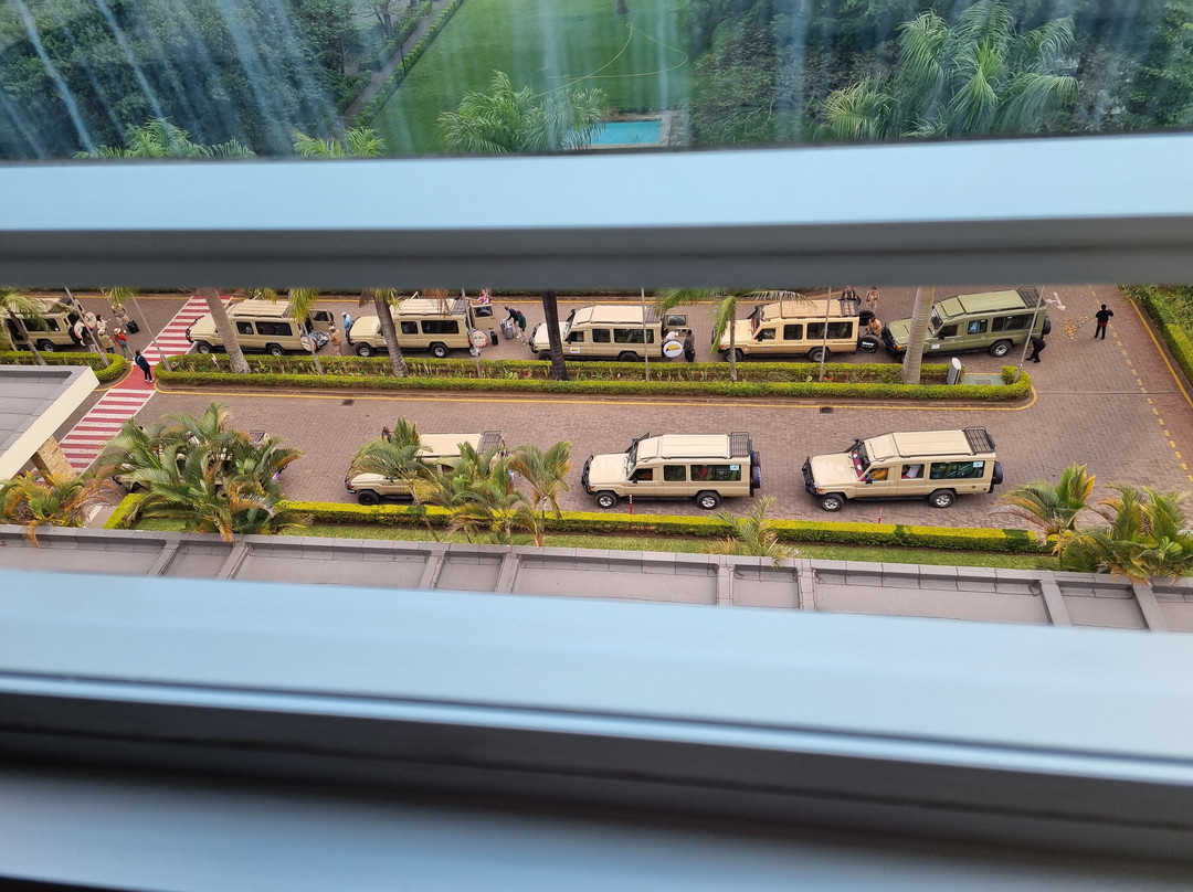 Mount Meru Hotel主图