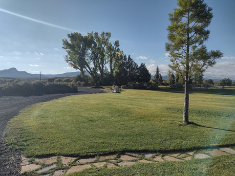 Cottonwood Meadow Lodge主图