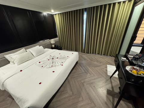 M'Gloria Cruise-下龙湾必去景点