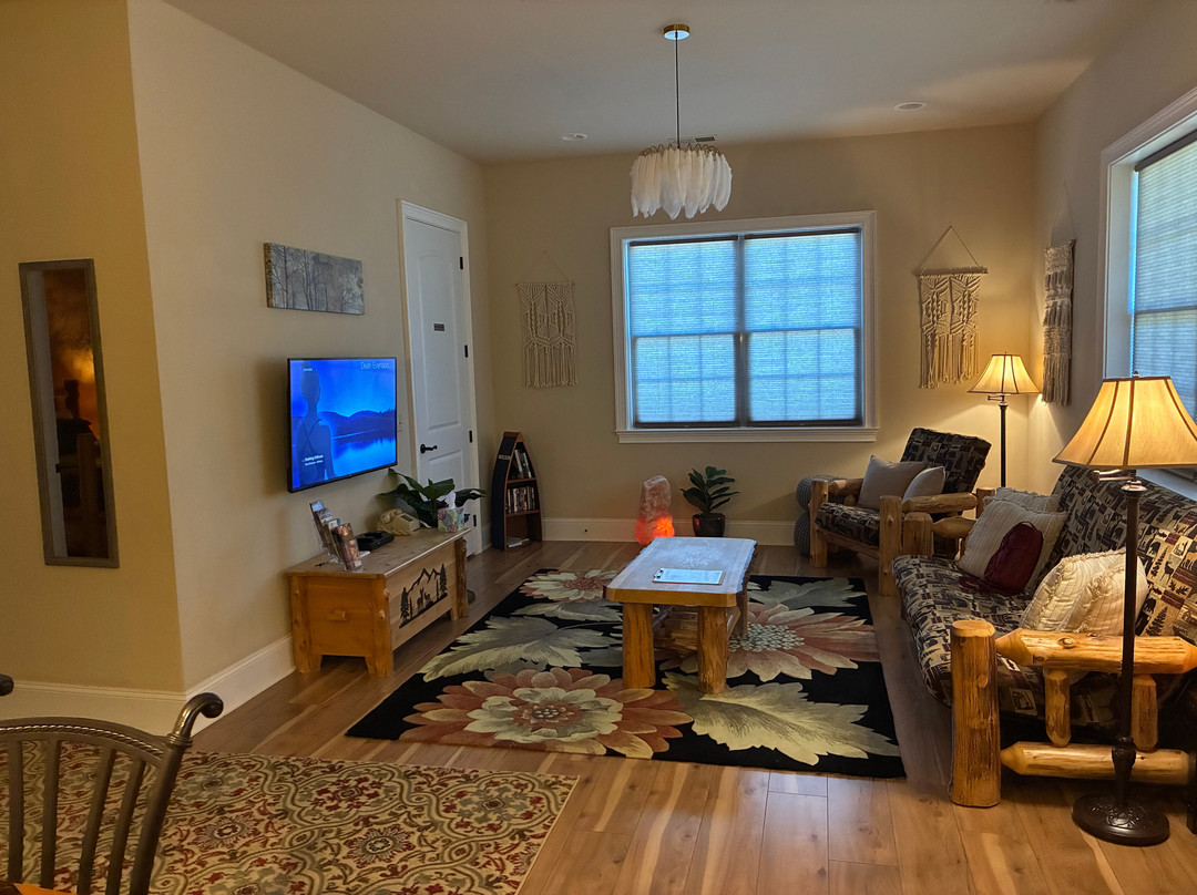 The Salt Cave And Spa-White Sulphur Springs必去景点