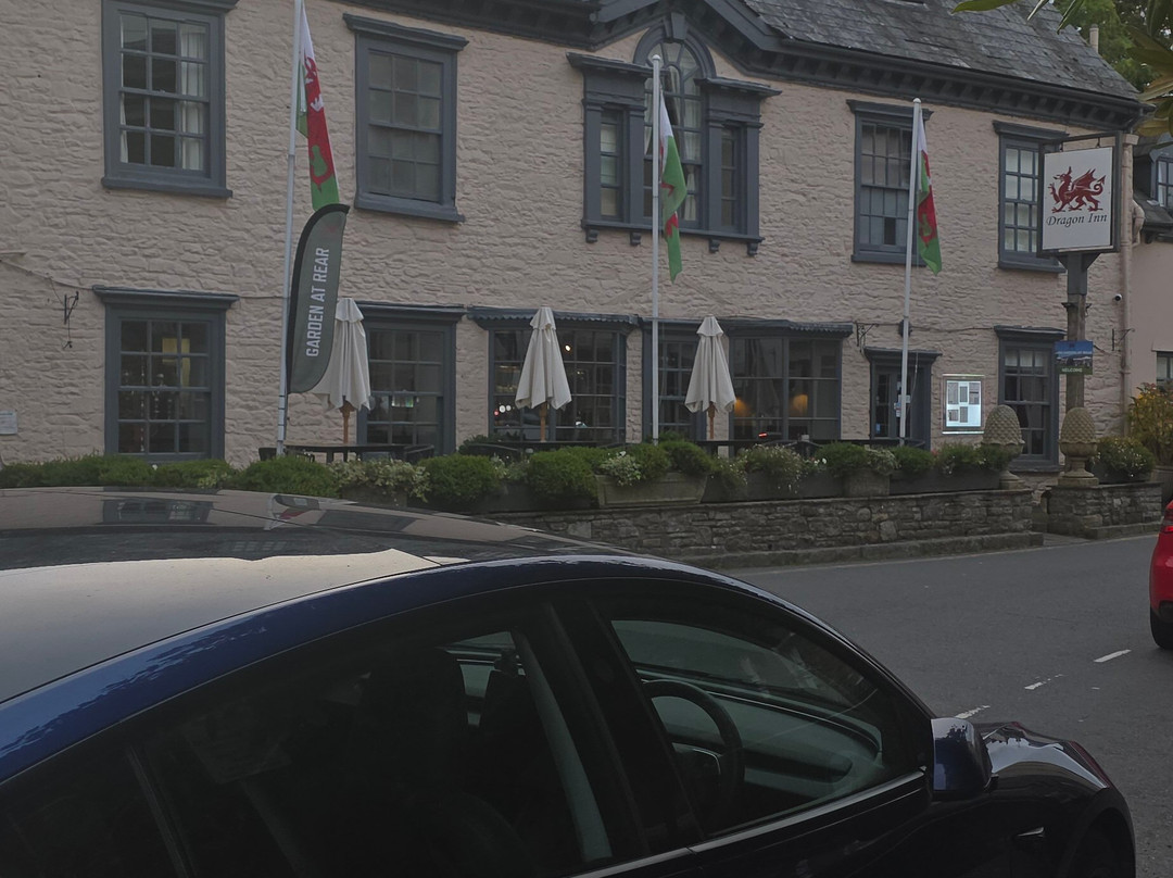 Dragon Inn Crickhowell主图