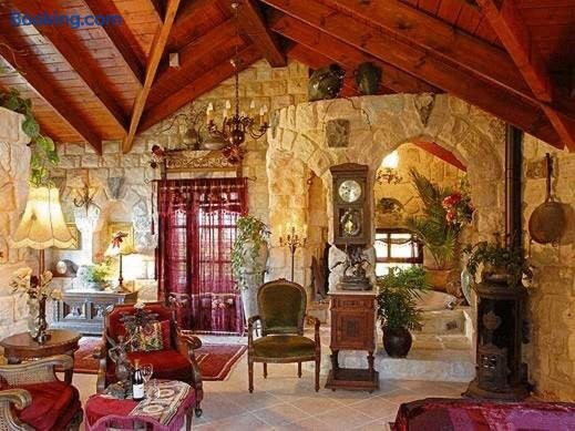 Merom Golan酒店住宿-Bar Manor