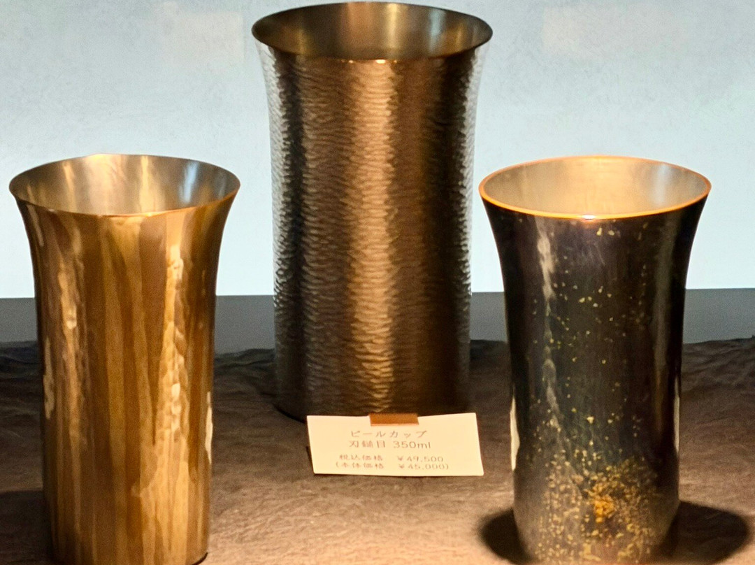 Gyokusendo, Tsubame Honten-燕市必去景点