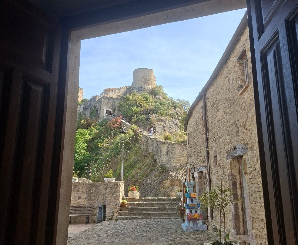 Borgo Medievale di Roccascalegna-Roccascalegna必去景点