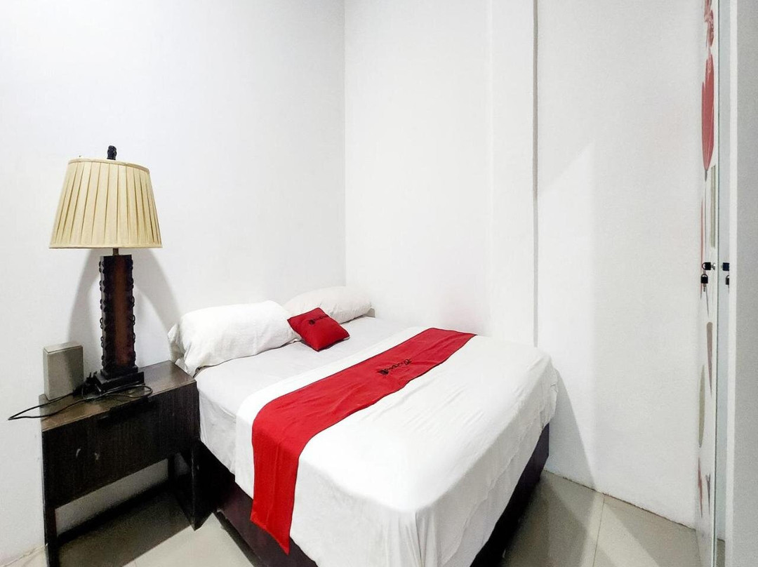 RedDoorz @ Permata Hijau Batu Aji Batam