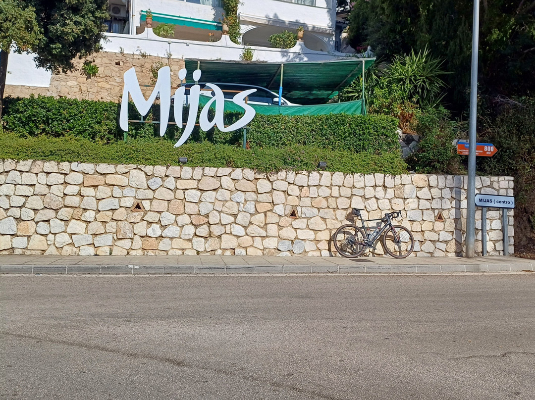 Bikestardo-卡拉德米哈斯必去景点