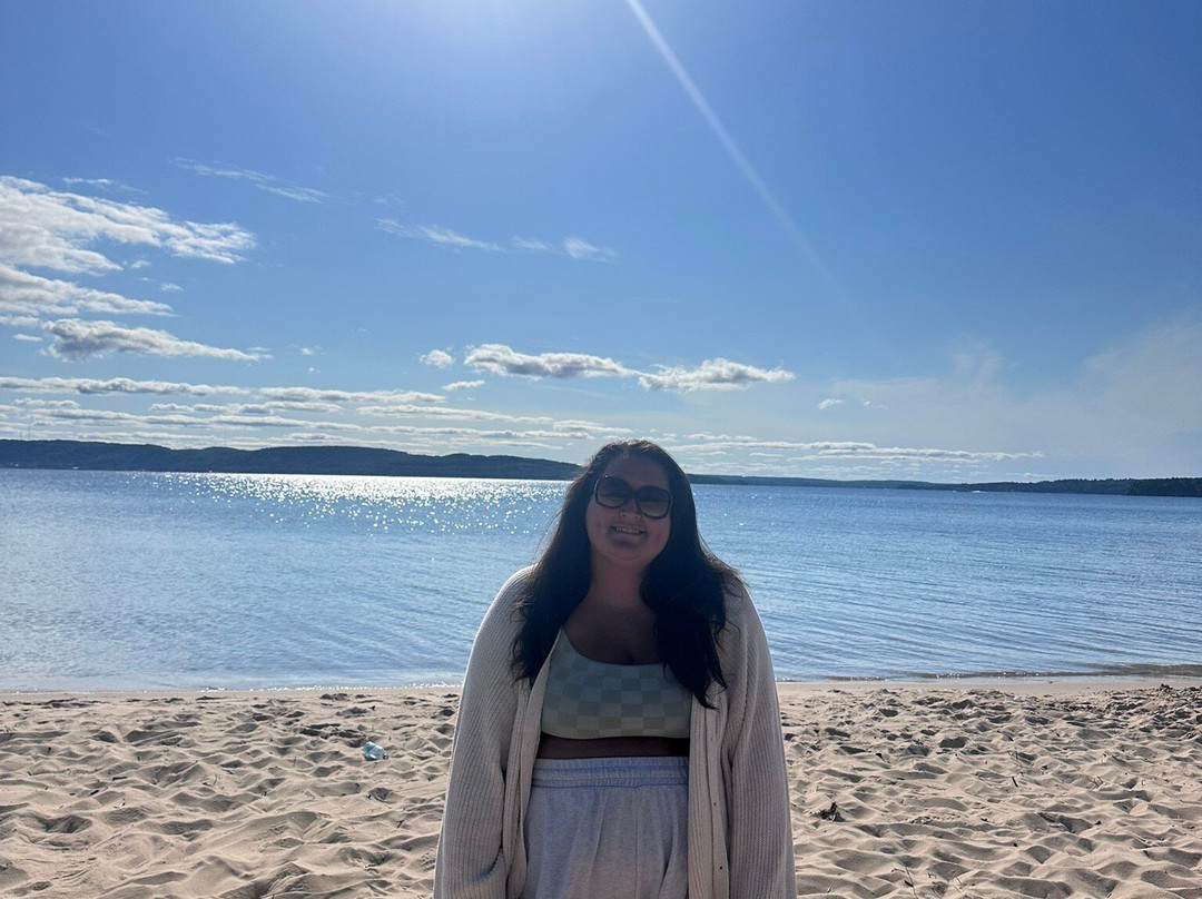 Sand Point Beach-缪尼辛必去景点