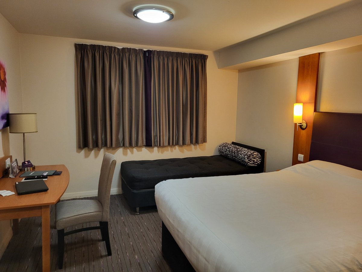 优品迎爱丁堡机场酒店(M9, Jct1)-客卧