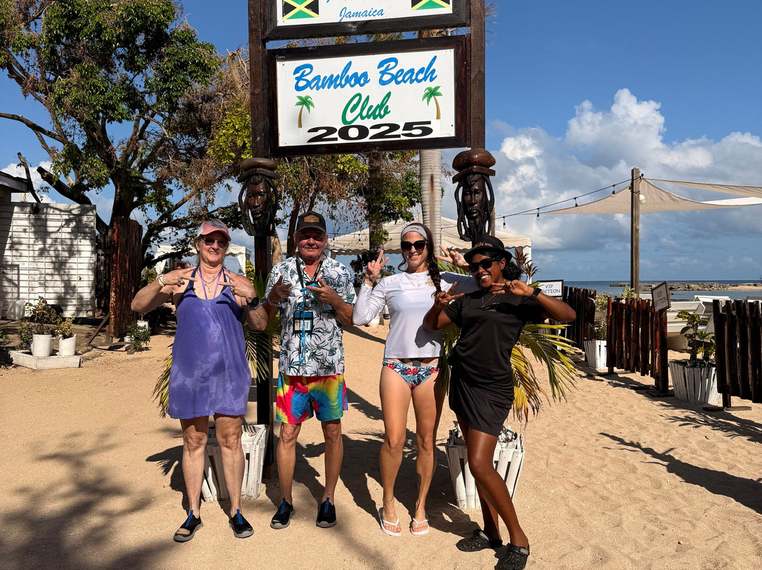 Bamboo Beach Club-Rio Bueno必去景点