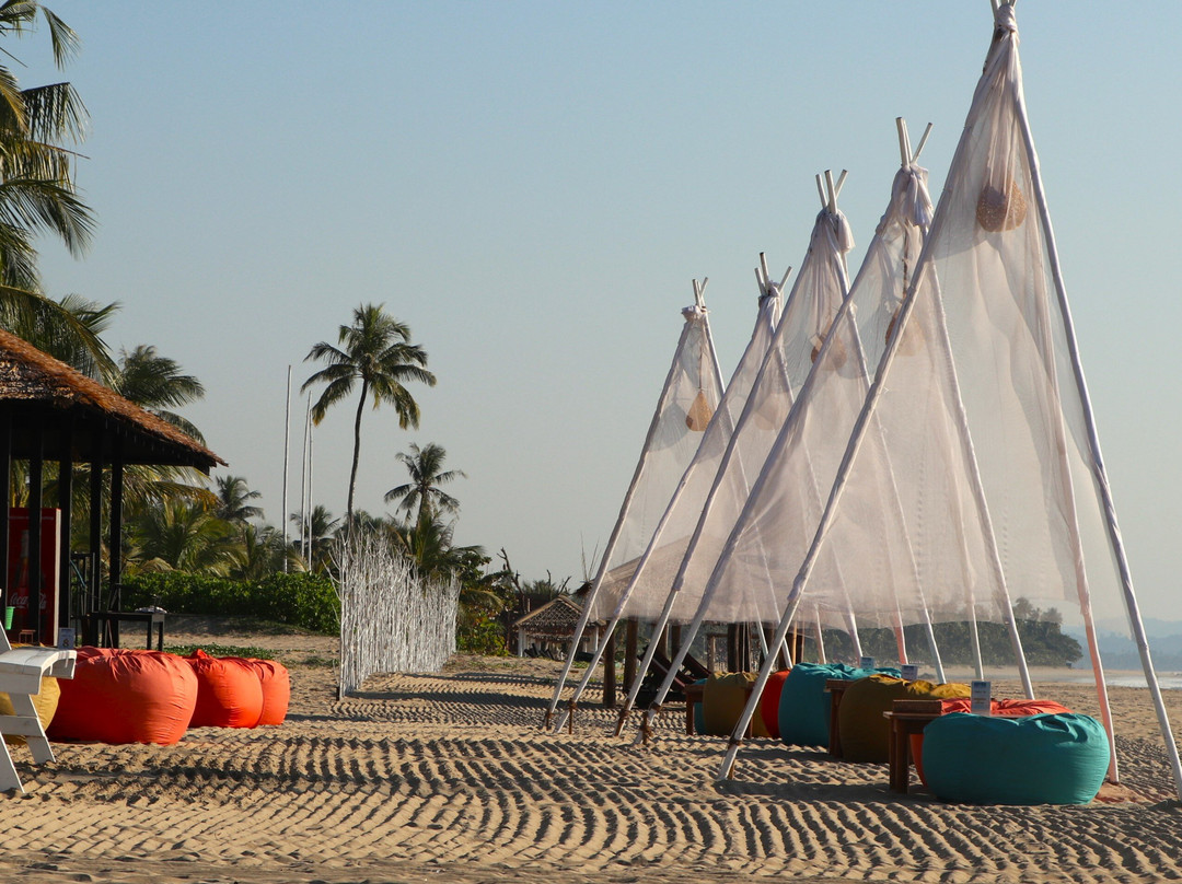维桑海滩缅甸珍宝酒店主图