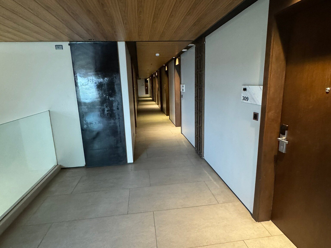 The Maximilian Hotel主图