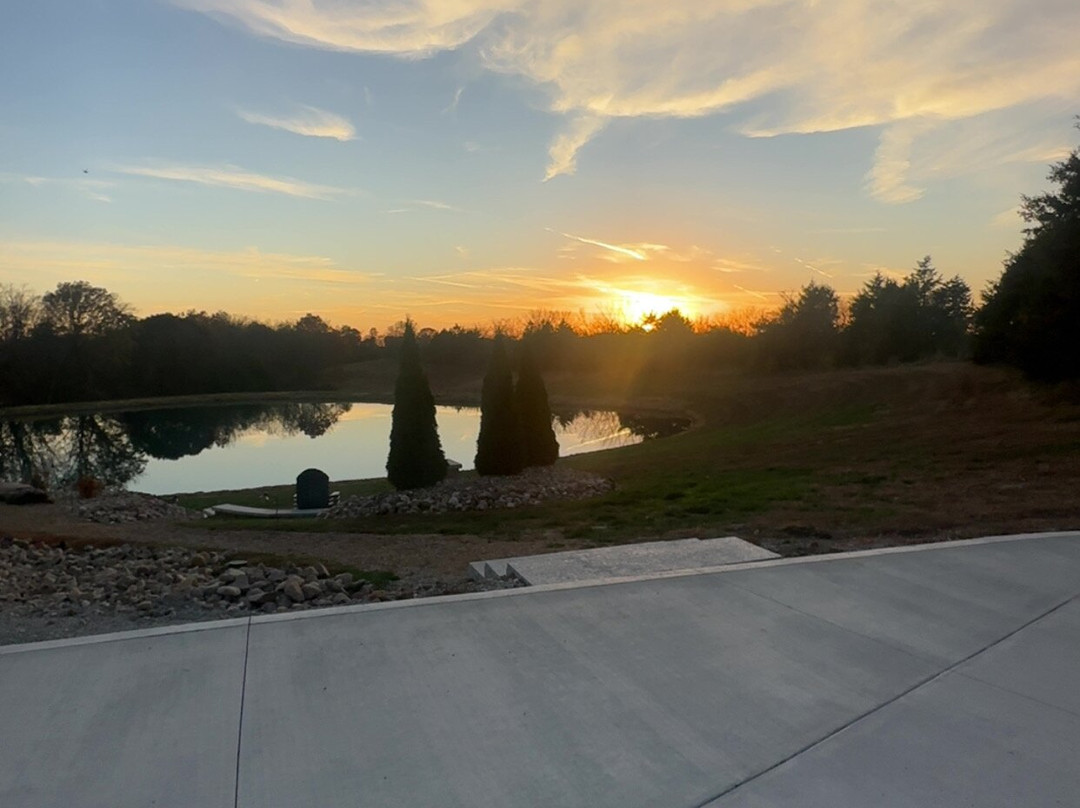 Shamrock Hills Vineyard and Winery-Excelsior Springs必去景点