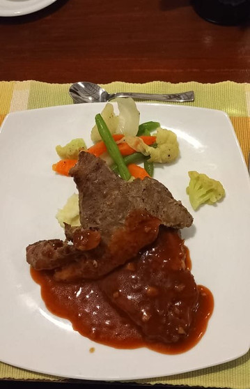 阿里卡精品别墅酒店主图