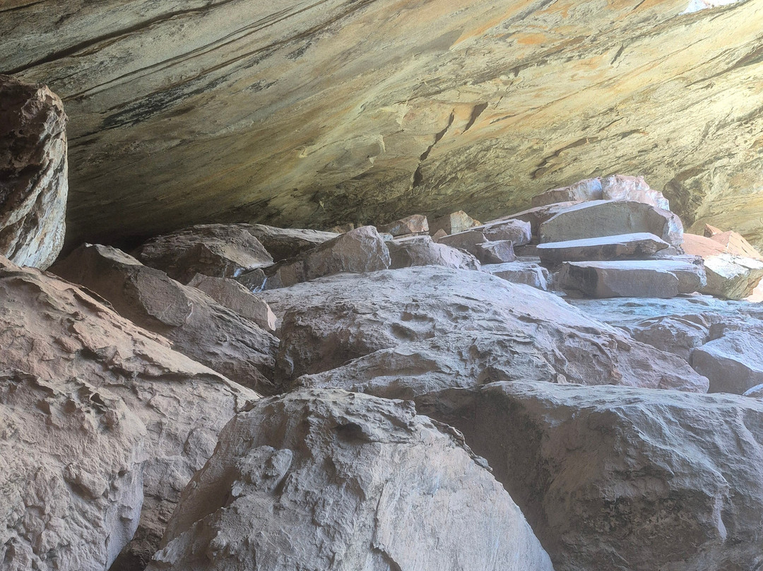 Salitre Grotto-蒂阿曼蒂那城必去景点