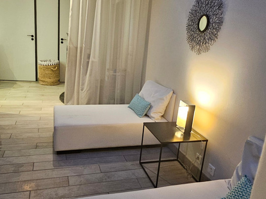 Spa by Omnisens-莱萨布勒多洛讷必去景点