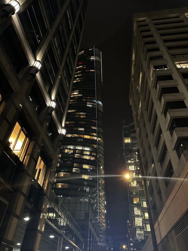 Paradox Vancouver-官方