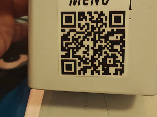 Wally's Pub-托尔托纳必去景点