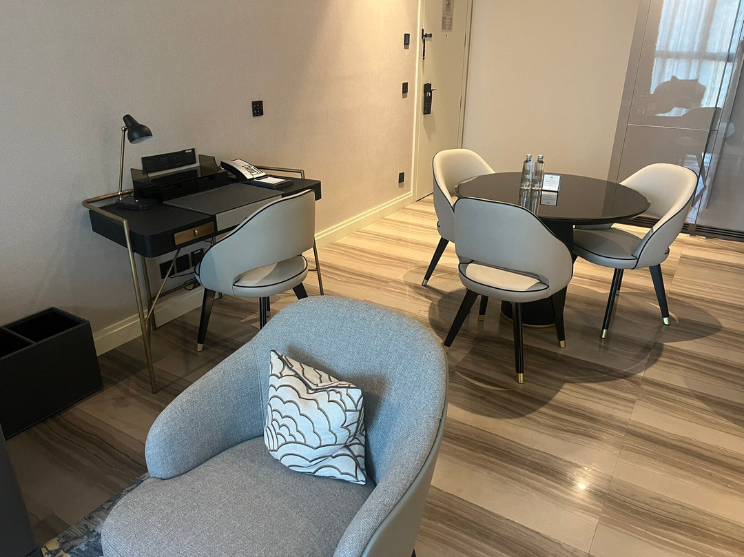 拉姆拉费尔蒙服务公寓酒店主图