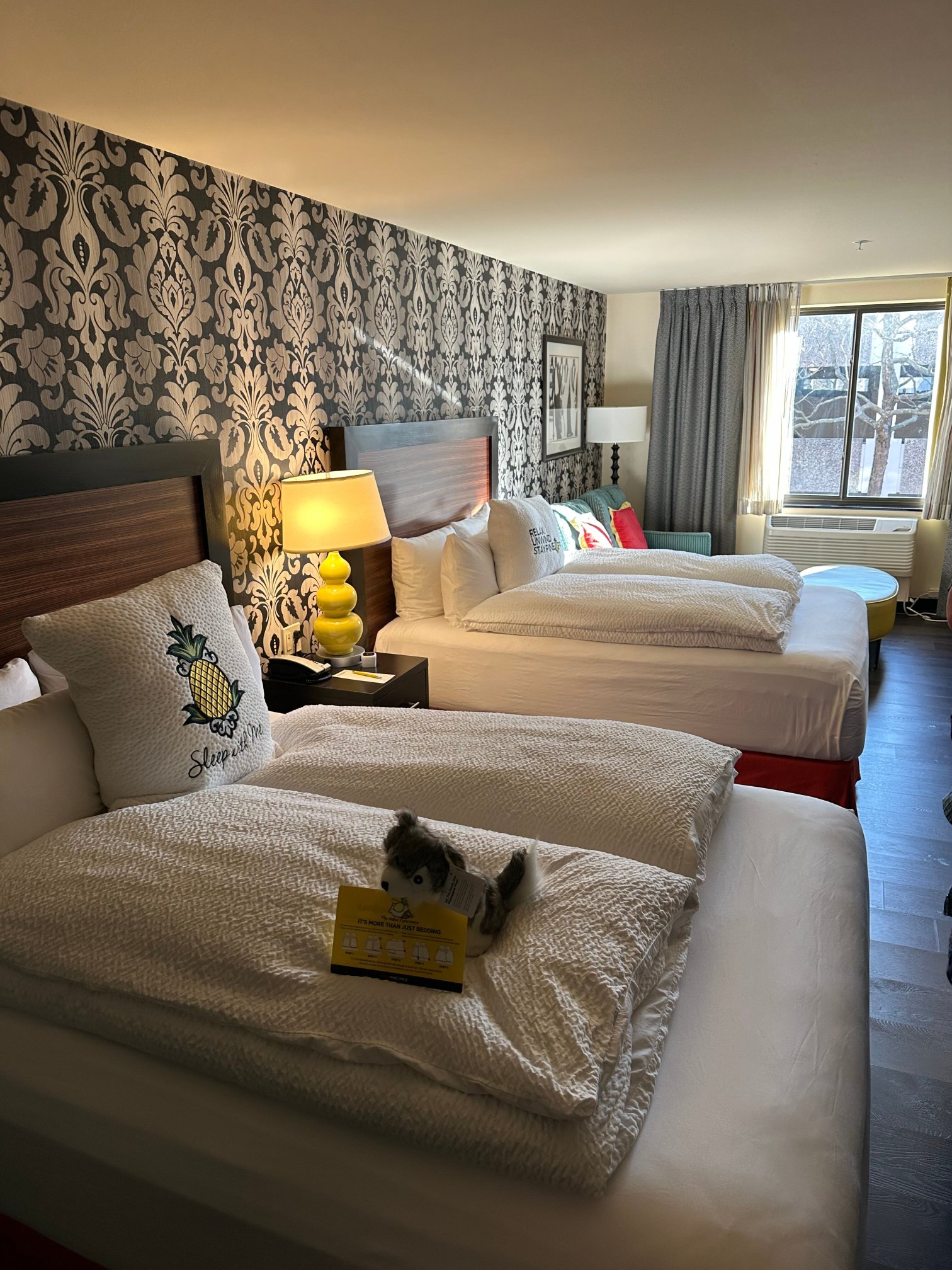 麦克斯韦酒店-菠萝招款待-官方