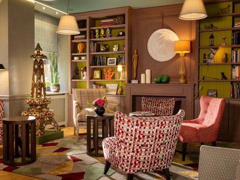 朗德斯爱菲尔酒店主图