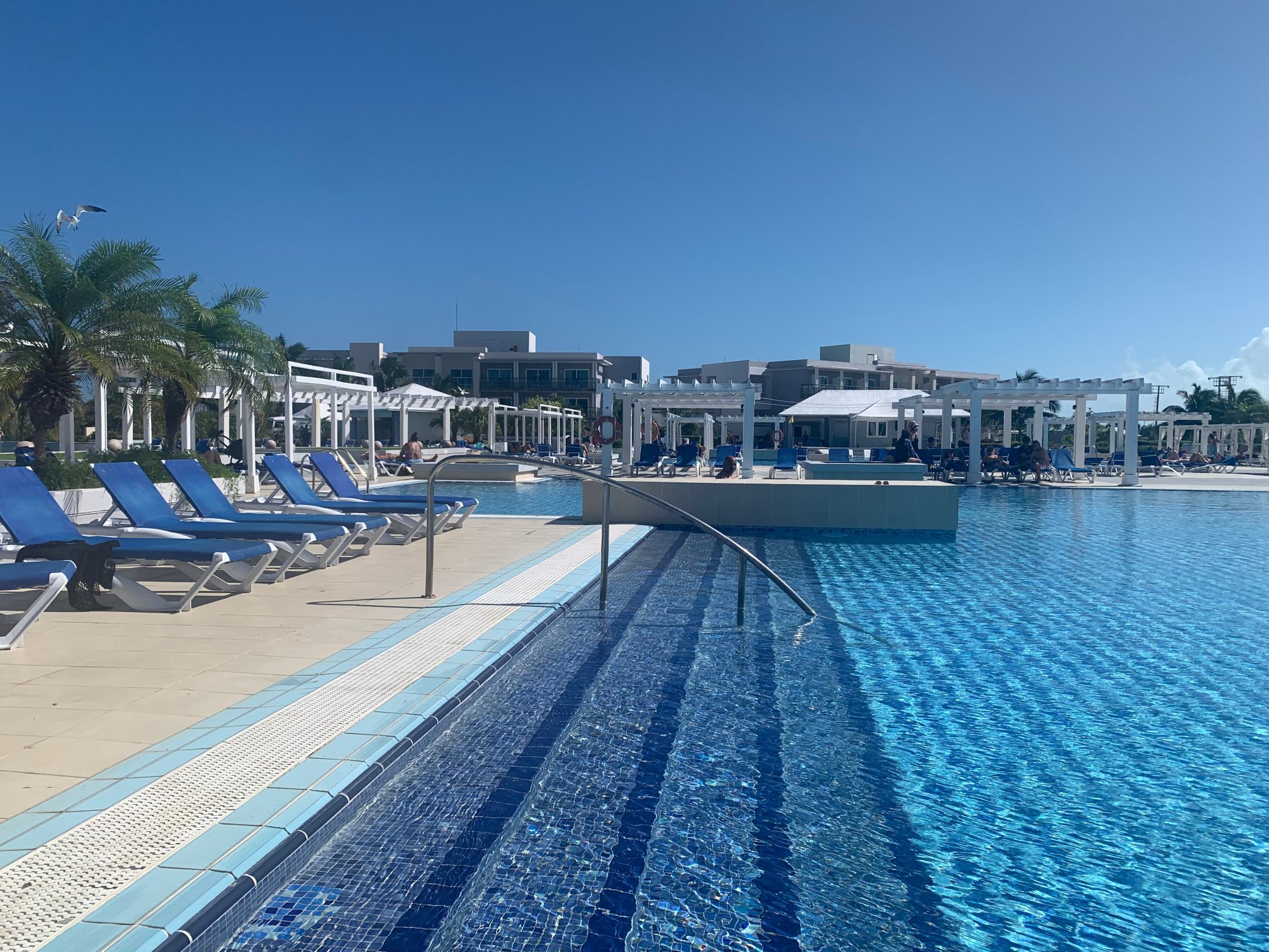 Melia Costa Rey-官方