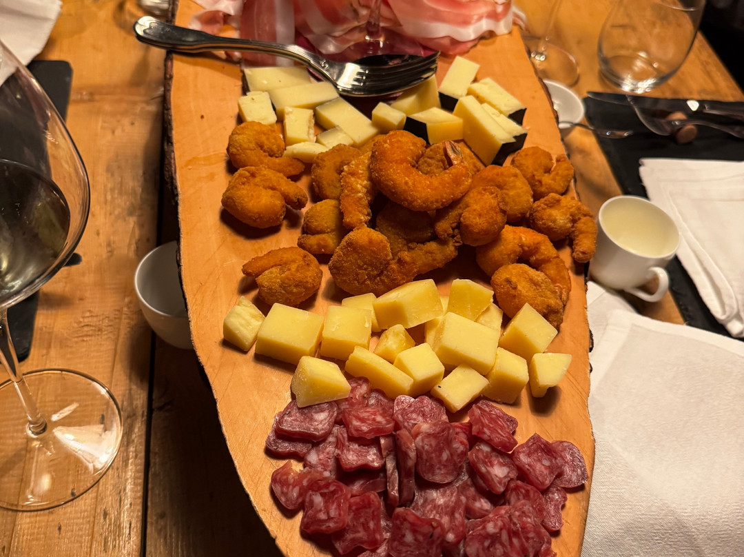 阿拉巴运动酒店主图