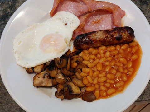 班伯里克洛斯旅馆主图