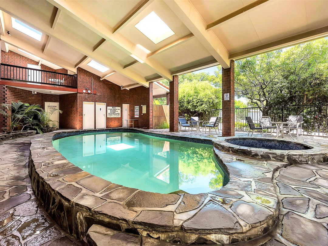 松布列罗舒适套房酒店主图