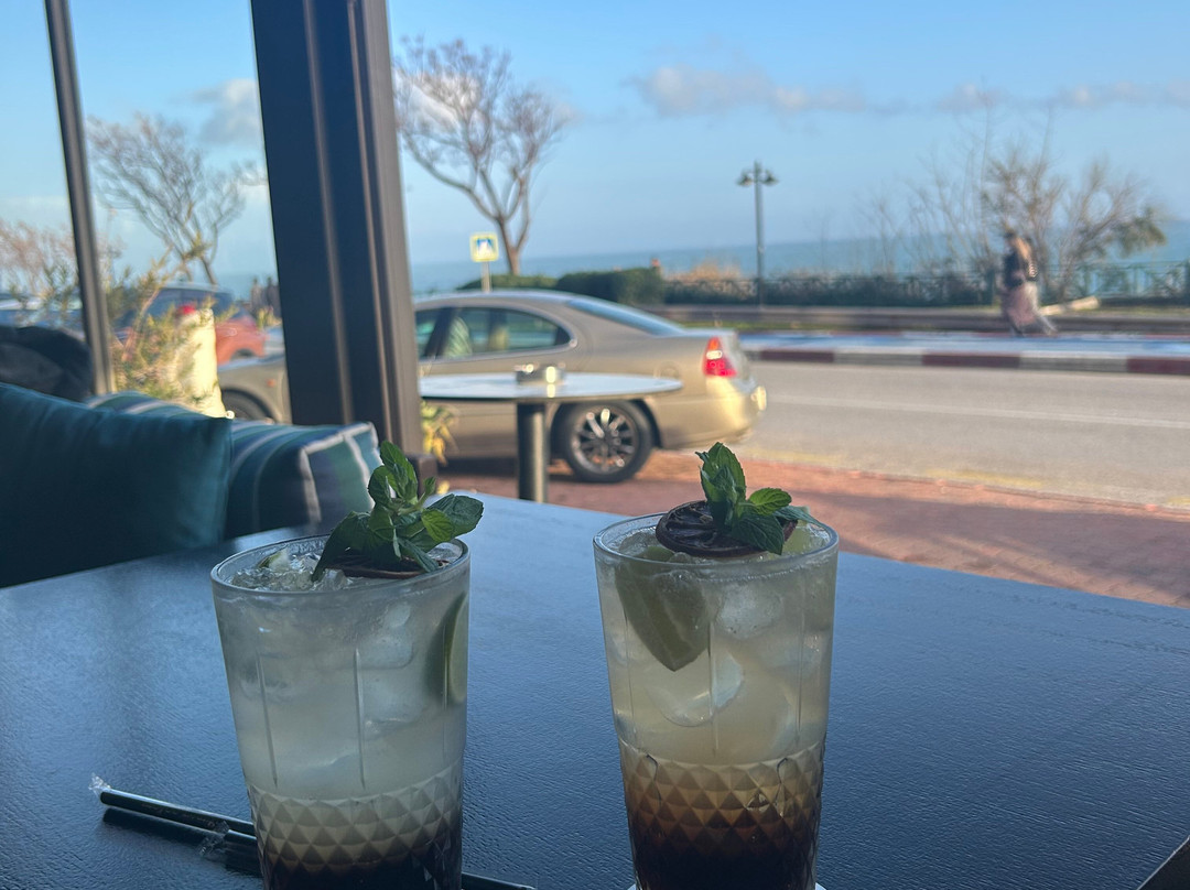 Mojos Lounge