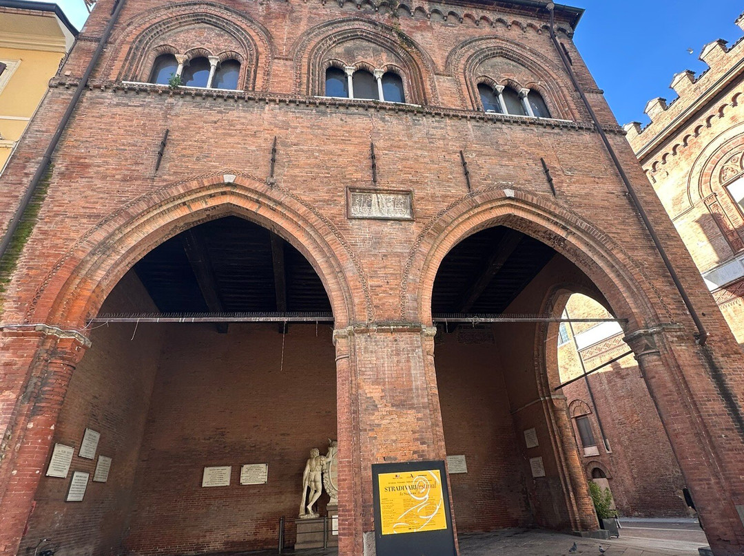 Loggia dei Militi-克雷莫纳必去景点
