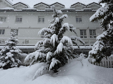 勒查比措酒店主图