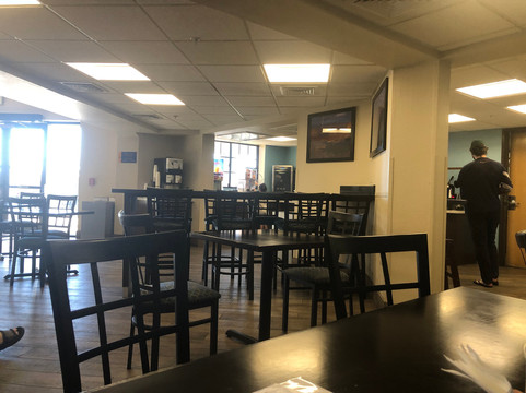 佩奇/鲍威尔湖戴斯套房酒店主图