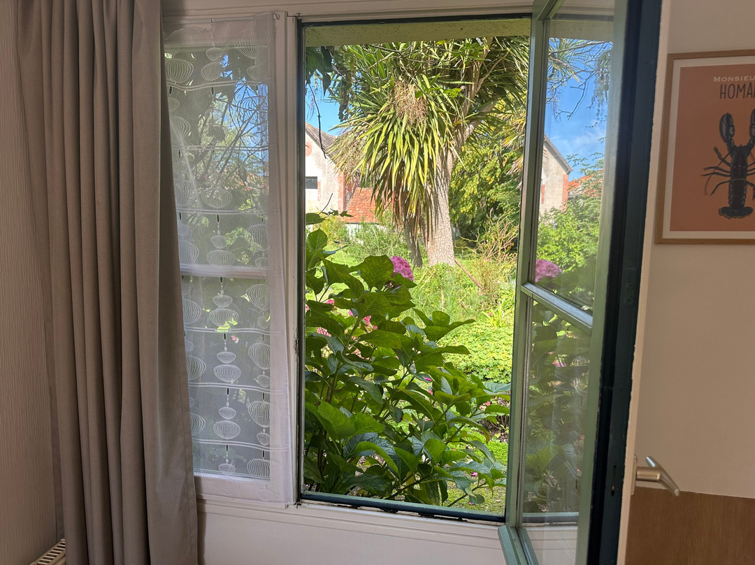 佩龙杜门酒店主图