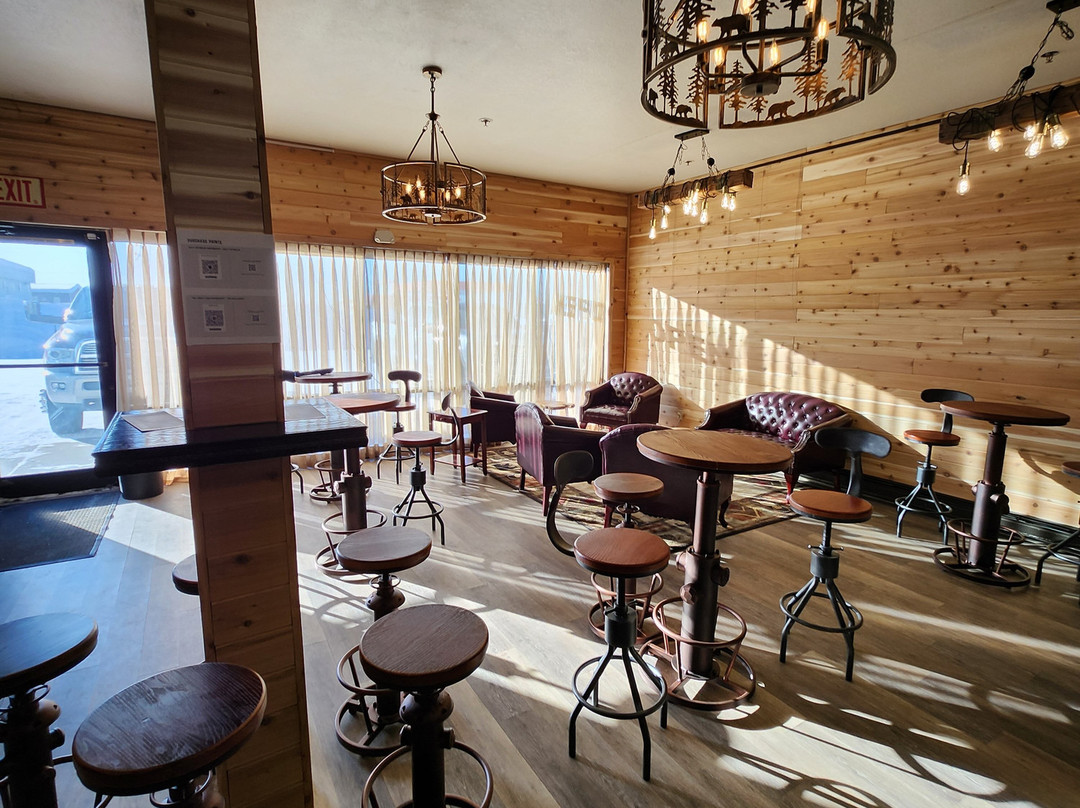 Hoarfrost Distilling & Tasting Room-费尔班克斯必去景点