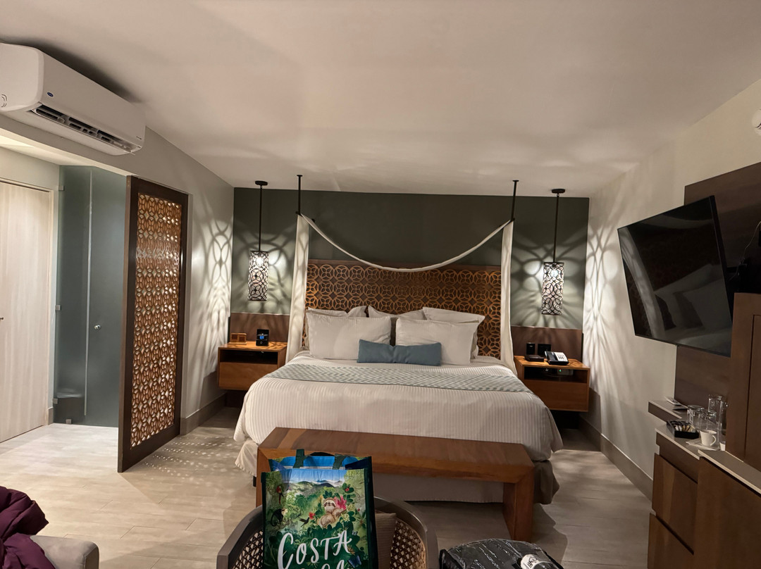 哥斯达黎加秘密帕帕加成人温泉度假村主图