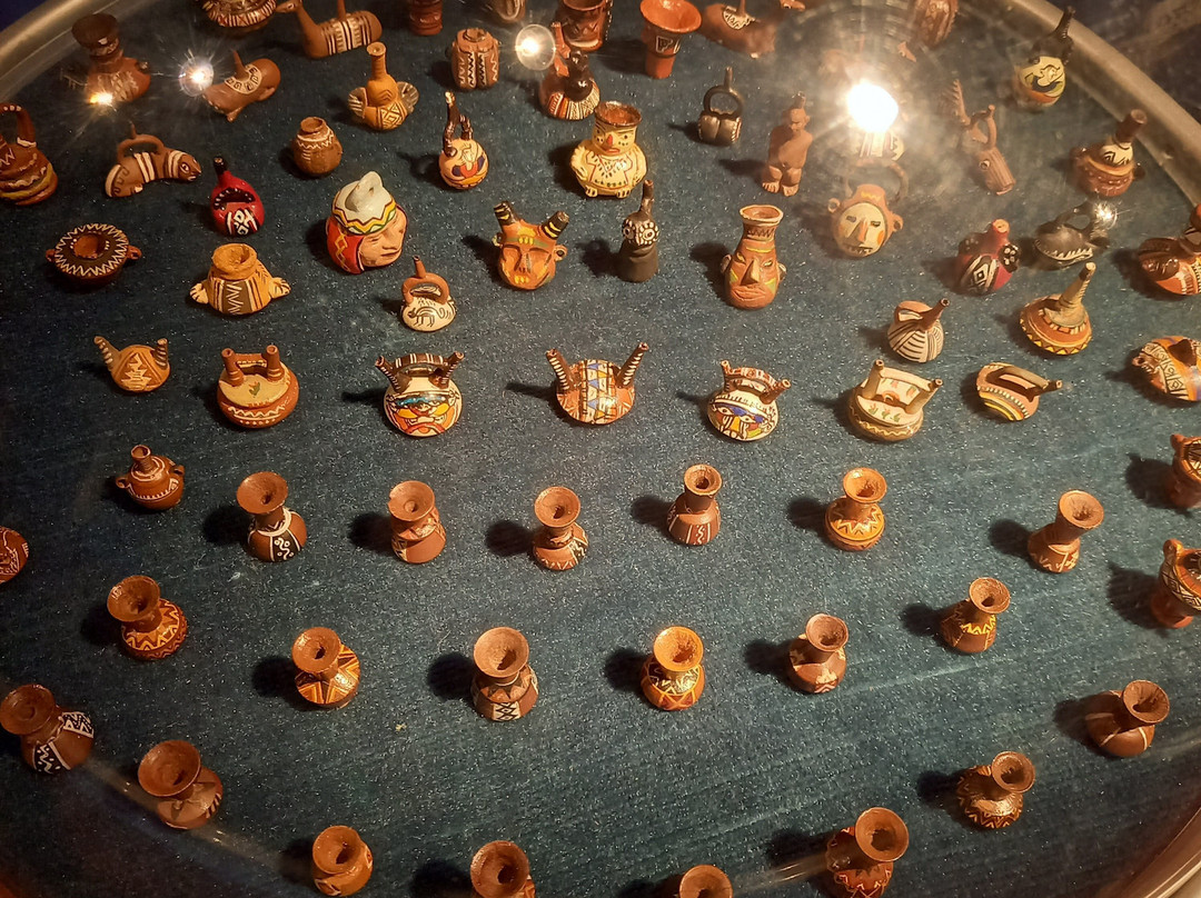 Museo miniaturas Profesor Max-Brihuega必去景点