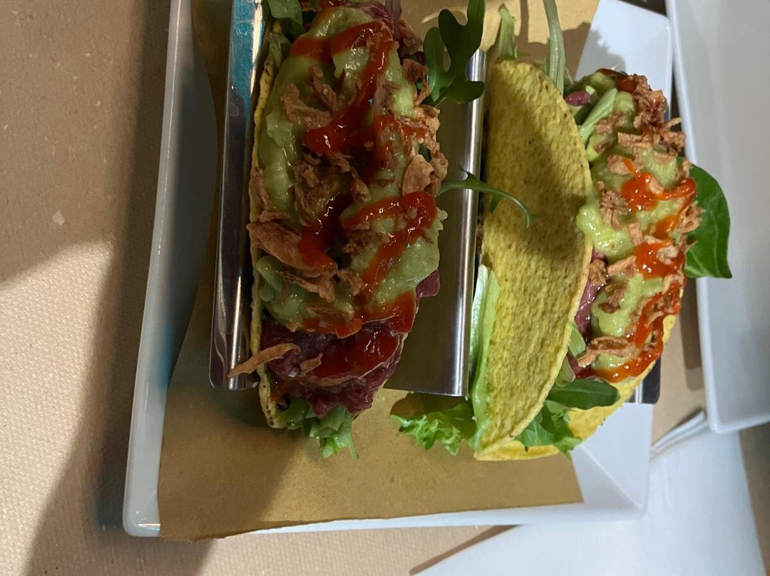 East Side Pub & Steakhouse