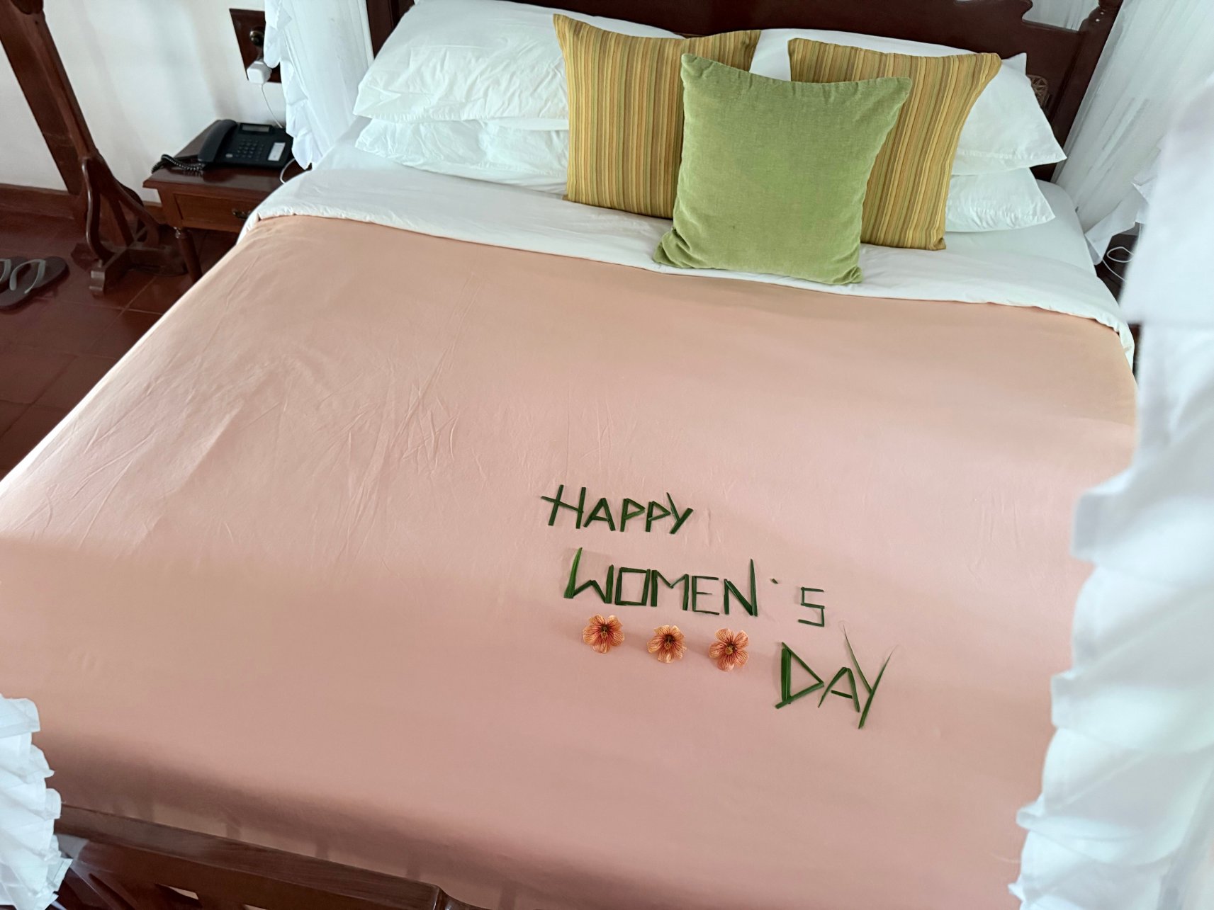 果儿古回归原始酒店-官方