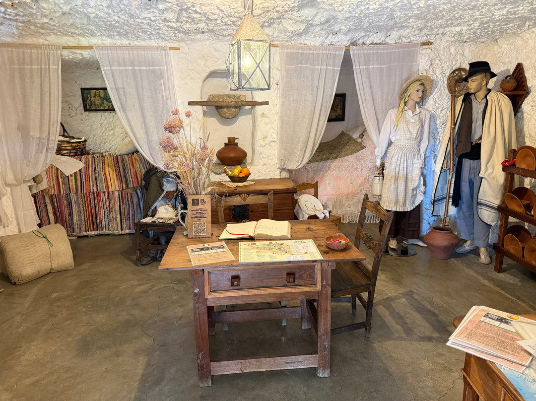 Museo Etnográfico Casas Cuevas-Artenara必去景点