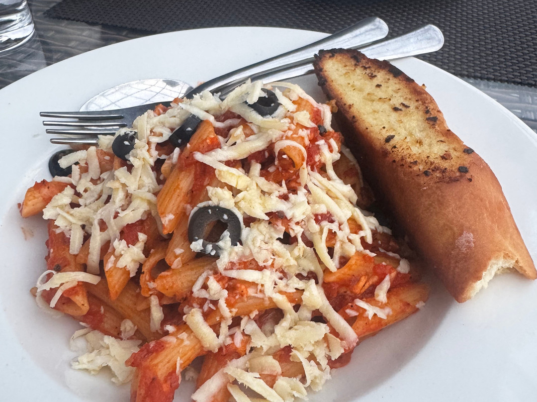 斯来楚利酒店主图